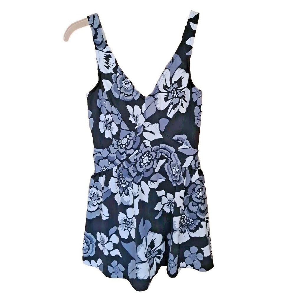 Le Cove Swim Dress Size 12 Black Floral Slimming Panels‎ Built in Bra Pre-owned